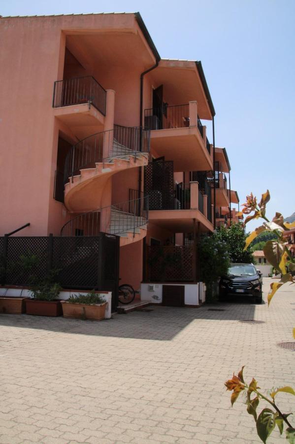 Poseidone Sea Apartment Taormina Mazzeo Exterior foto
